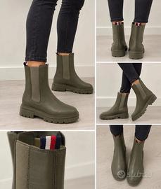 Tommy Hilfiger – Stivaletti Chelsea verde oliva