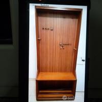 Mobile per canne da pesca e cassetta 