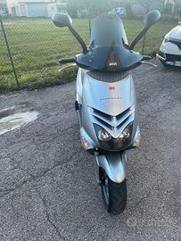 Aprilia Leonardo 125