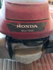 Tosaerba motore honda