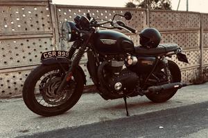 Triumph t20 black