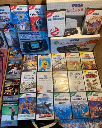 Collezione videogiochi SEGA + console