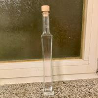 Bottiglia di vetro fondo quadrato 0,2 nuova