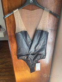 Body nero effetto pelle con tulle. Nuovo con carte