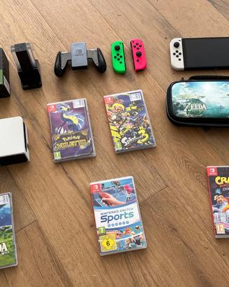Nintendo Switch OLED Bianca + accessori