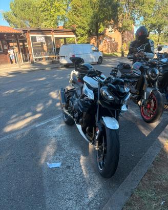 Triumph street triple 765 r 2023