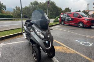 Piaggio MP3 300 i.e. LT – Patente B – 2015