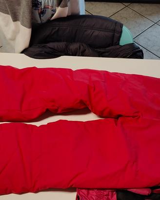 pantaloni e guanti da neve 