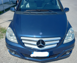 Classe b anno 2009 2.0 116cv metano