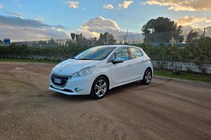 Peugeot 208 1.4 hDi Allure