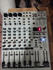 mixer behringer eurorack 1024 FX pro