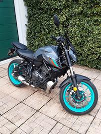 moto yamaha mt07