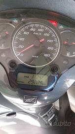 Honda Sh300   comodo e performanente.