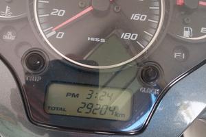 Honda Sh300   comodo e performanente.