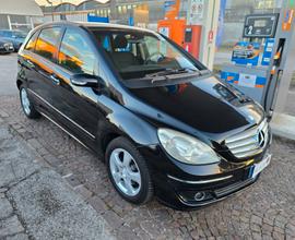 Mercedes-benz B 180 B 180 CDI Chrome 186.000km