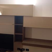 pensili e mensole soggiorno 