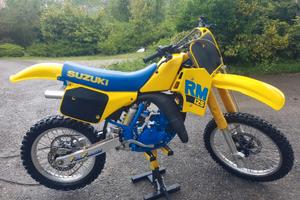 Suzuki RM 125 Cross condizioni uniche