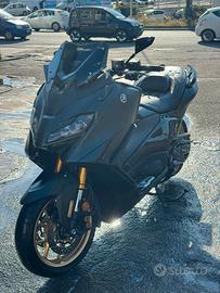 Tmax 560 Tech 2024