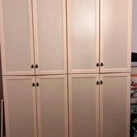 🪵 Armadio a 8 ante in legno – stile classico