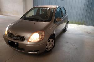 Toyota Yaris 1.3 benzina 5porte 150.000 km