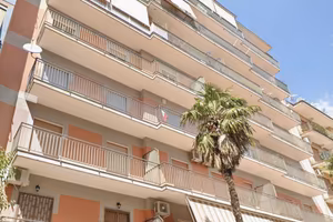 Luminoso appartamento Melito di Napoli