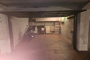 Posto moto in box doppio