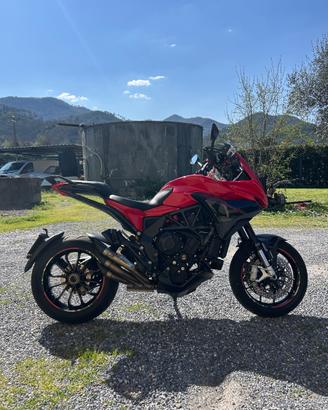 Mv augusta turismo veloce 800 r
