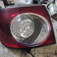 Fanale stop est sx w golf 5 plus anno 06,