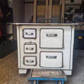 STUFA VINTAGE ANNI 50