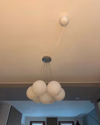 Lampadario con sfere di vetro