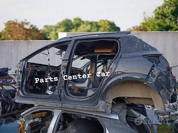 Ricambi scocca lamierati Dacia Sandero Steepway