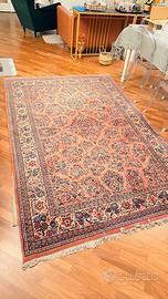 Tappeto orientale annodato a mano