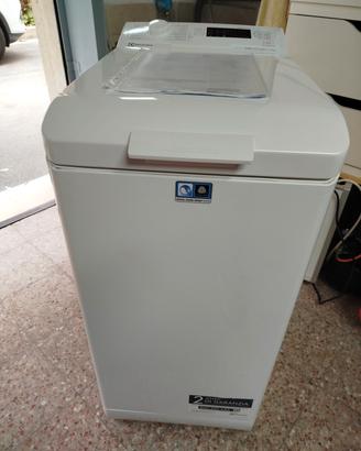 lavatrice Electrolux carica dall'alto 