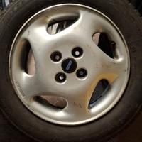 Gomme con Cerchi 4 stagioni 165/70 R14