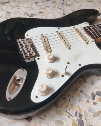 Fernandes The Revival modello ´59 Black Strato