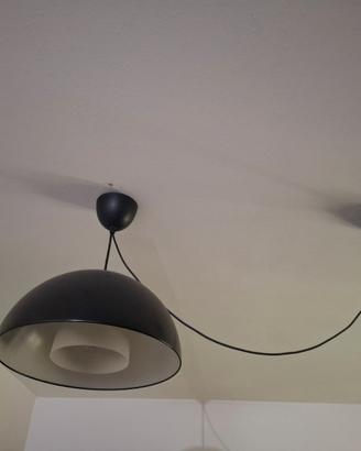 Lampadario e lampada da terra