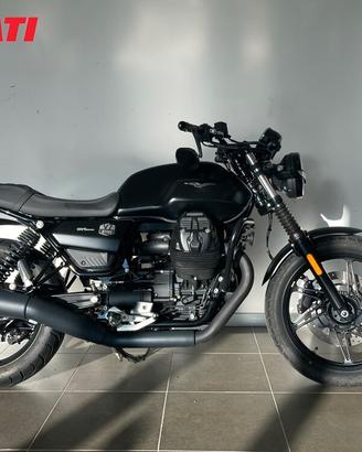 Moto Guzzi V7 IV STONE CENTENARIO