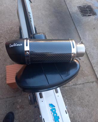 Terminale LeoVince in carbonio