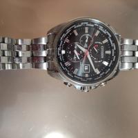 orologio citizen H82 analogico  ad energia solare