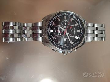 orologio citizen H82 analogico  ad energia solare