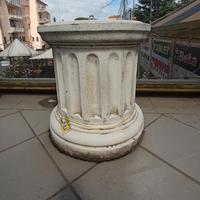 Colonna decorativa in pietra ricostruita h50