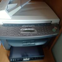 Stampante laser bianco e nero