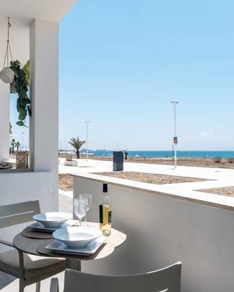 Torregrande Bilocale fronte mare per trasfertisti