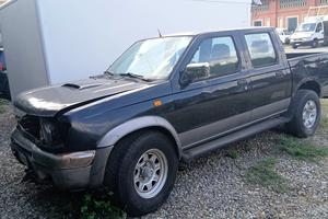 Nissan Navara 2.5 TD Duoble Cab Inc. 76kw