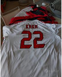 Maglia originale AC Milan autografata 2006