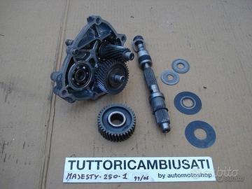 Ingranaggi ruota frizione majesty 250 xmax entra