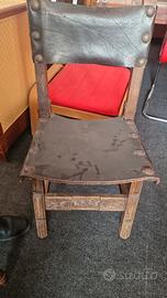 Antiche sedie in quoio di buonissima fattura