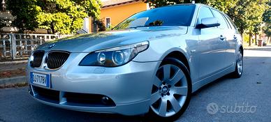 BMW 530D TOURING UNICA NEL WEB