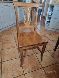 sedie Lira con tavolo