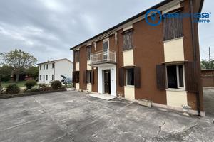 Villa Singola con ampio giardino e garage